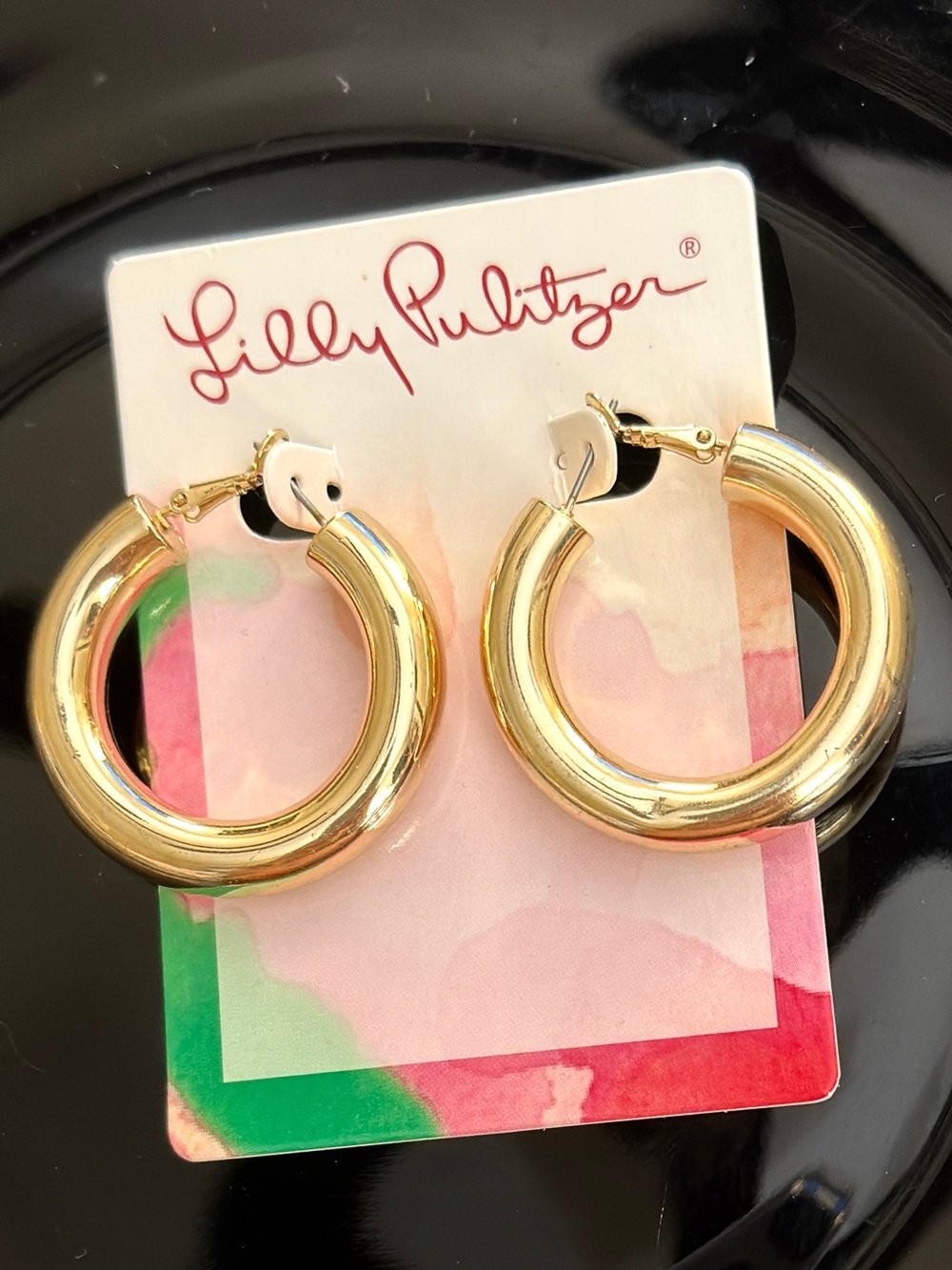 Lilly Pulitzer Chunky Gold Tone Hoop Earrings✨NWT✨Lightweight